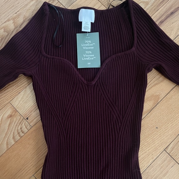 NWT H&M Rib Knit dress in Burgundy - Picture 4 of 4